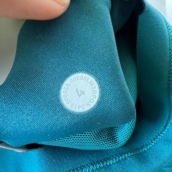 Lululemon In Movement Tight 25" *Everlux - Picture 5 of 5